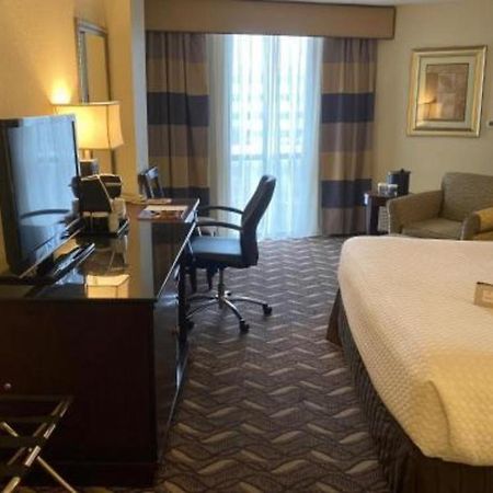 Radisson Hotel Austin - University Екстер'єр фото