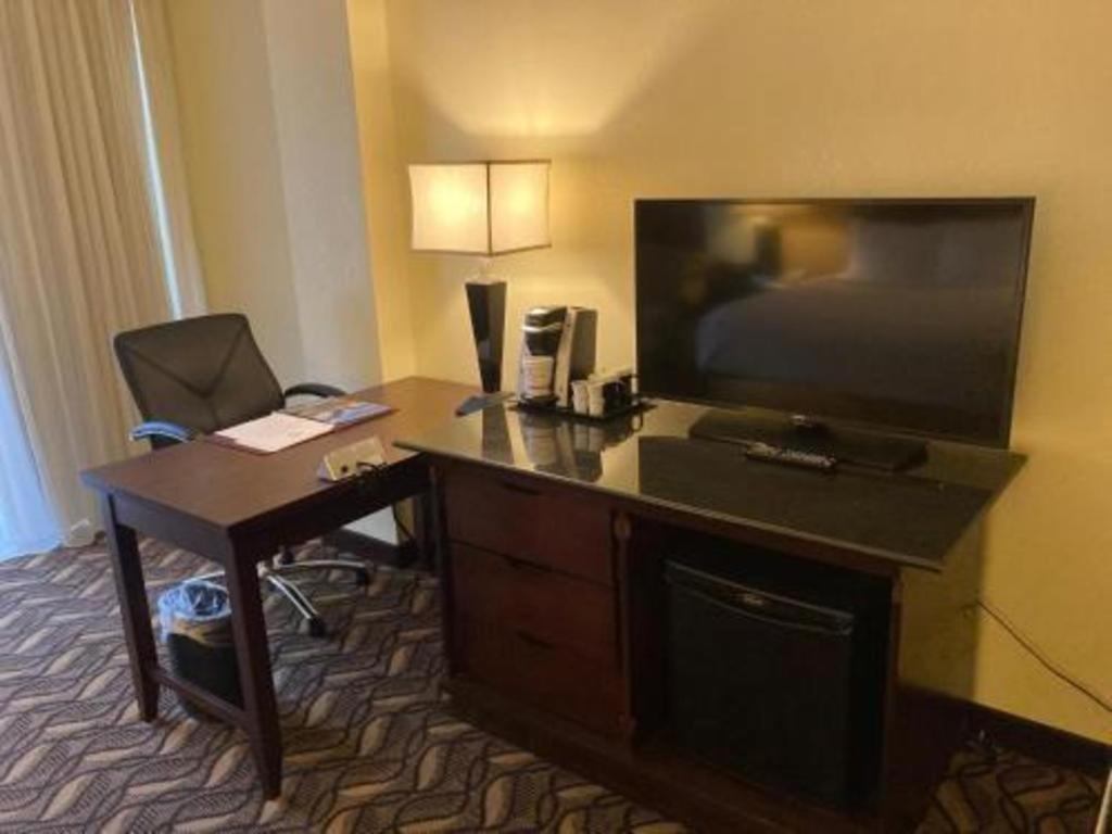Radisson Hotel Austin - University Екстер'єр фото