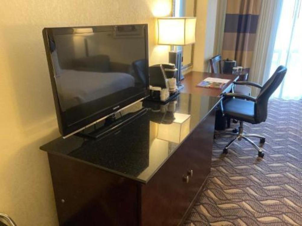 Radisson Hotel Austin - University Екстер'єр фото