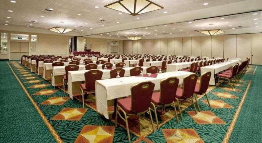 Radisson Hotel Austin - University Екстер'єр фото