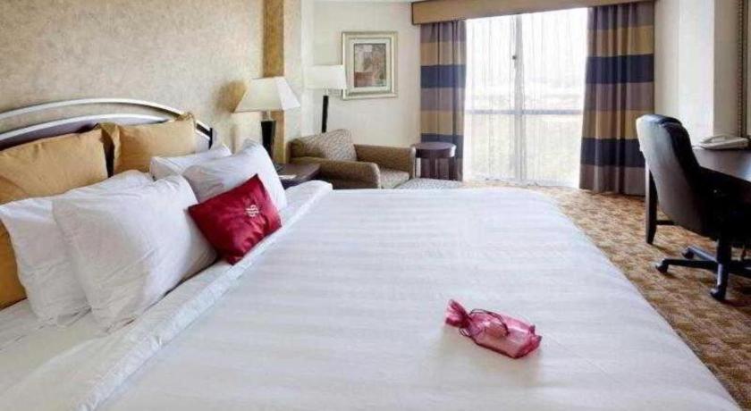 Radisson Hotel Austin - University Екстер'єр фото