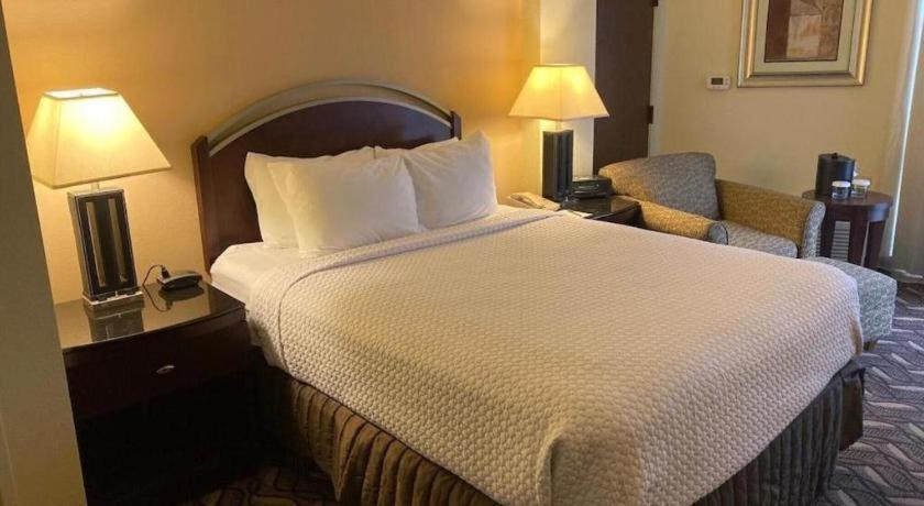 Radisson Hotel Austin - University Екстер'єр фото