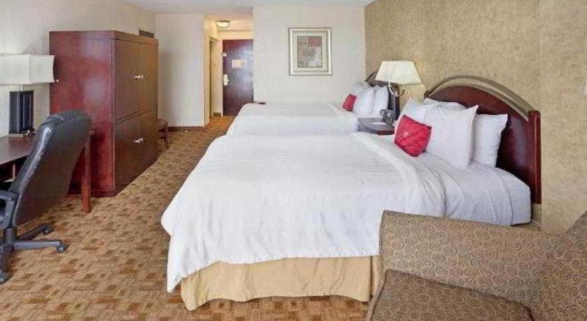 Radisson Hotel Austin - University Екстер'єр фото